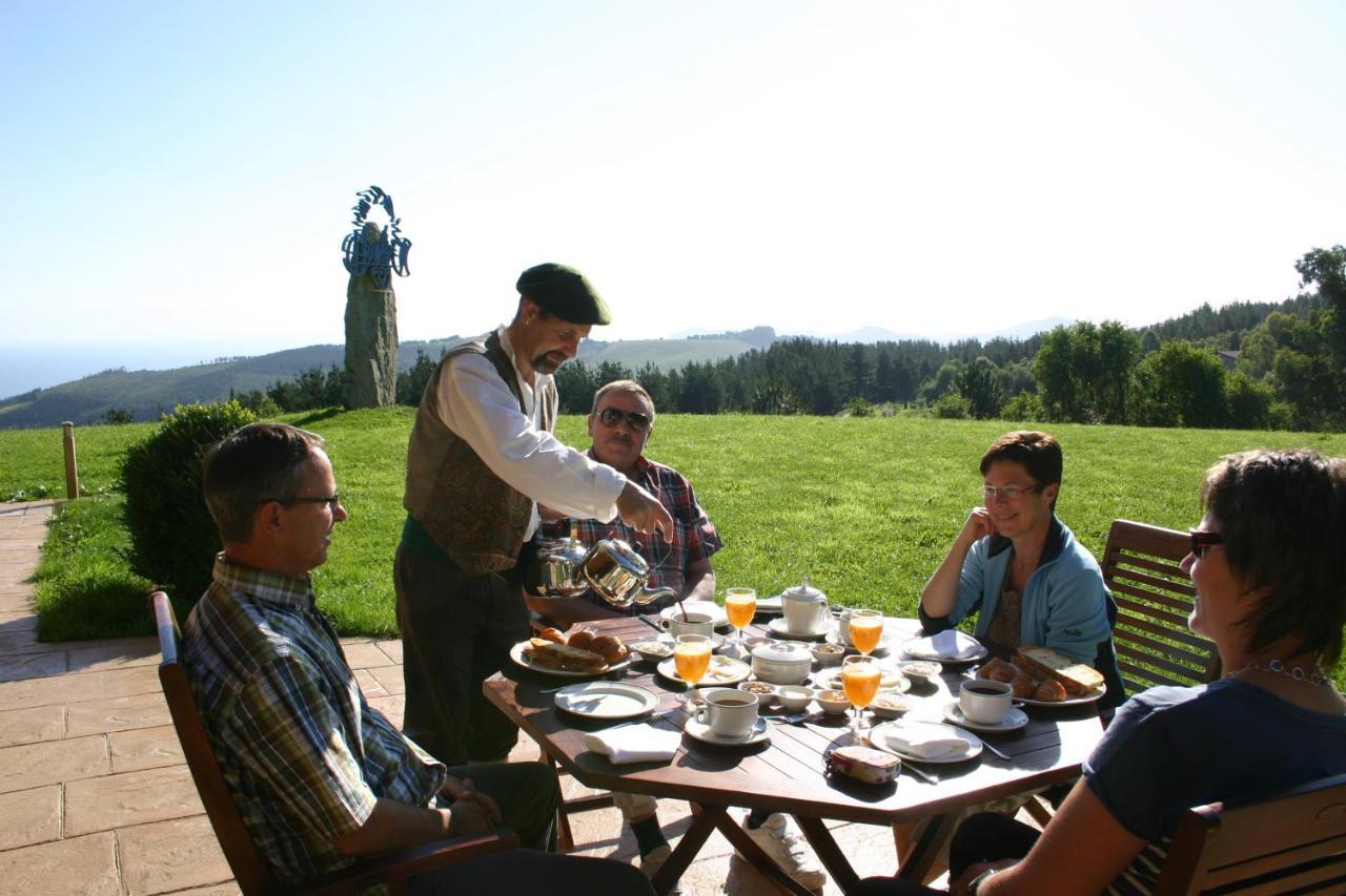 Eco Hotel Rural Lurdeia - Adults Only Бермео Екстериор снимка